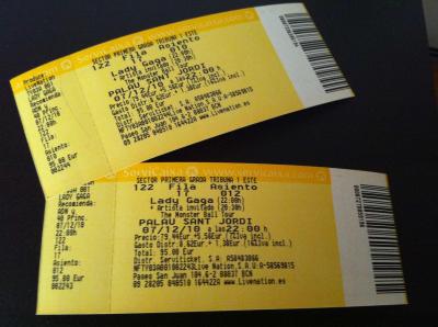 (EXCELENTE Ubicación) Vendo DOS Entradas Lady Gaga Barcelona 7 Dic (CHOLLO)