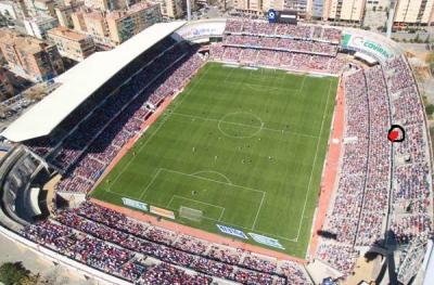 VENDO DOS BOLIS BIC NEGROS POR 300 EUROS CADA UNO Y REGALO CESION DE DOS ABONOS PREFERENCIA CENTRO PARA PARTIDO GRANADA CF - REA