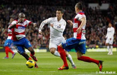 VENDO BOLI BIC Y REGALO ENTRADA PARA EL GRANADA-REAL MADRID