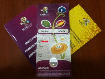 Vendo boli bic de color rojo y regalo 1 Entrada Final Eurocopa 2012 Kiev (Spanish Zone) - Cat 3