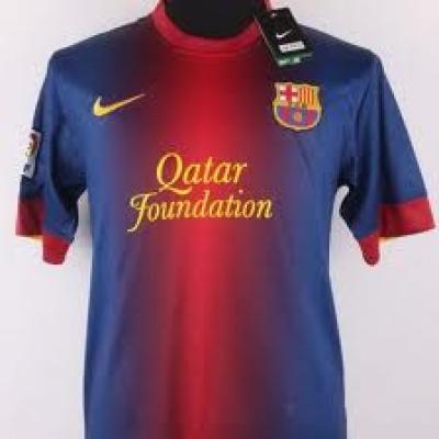 Vendo boli vic y te regalo la camiseta y el short del equipo de futbol que mas te guste.