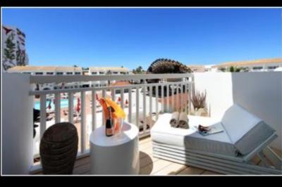 USHUAIA CLOSING PARTY 04/10/2014 SUITE -VIEW STAGE- USHUAIA HOTEL IBIZA MUSIC ON