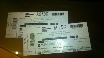 vendo boli bic y regalo 2 entradas para ac/dc