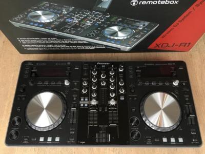 Pioneer DJ set 2 x CDJ-2000 Nexus y Nexus DJM-2000